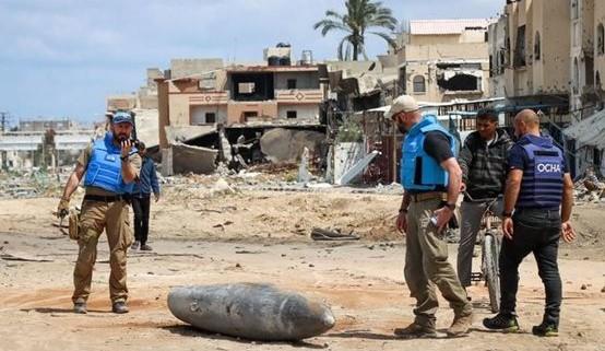 الدفاع المدني بـ غزة: 71 ألف طن ذخائر لم تنفجر في القطاع