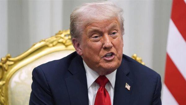 ترامب يمهد الطريق لرسوم جمركية جديدة على الصين وينتقد كندا بشدة