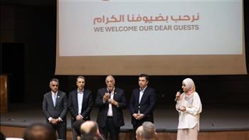   الهلال الأحمر: حجم المساعدات المقدمة من مصر إلى غزة تجاوزت 600 ألف طن منذ بدء الأزمة