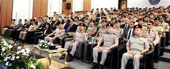   الفريق صقر يشهد مناقشة البحث الرئيسى لمركز الدراسات الإستراتيجية للقوات المسلحة