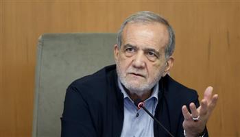   الرئيس الإيراني يعلن عن استعداده للتوسط في حل النزاع بين باكستان وأفغانستان