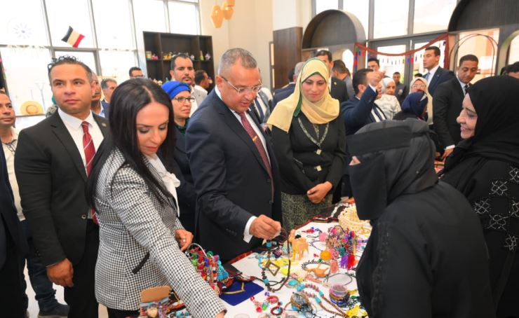 وزيرة التضامن الاجتماعي ومحافظ جنوب سيناء يتفقدان القرية التراثية بمدينة شرم الشيخ