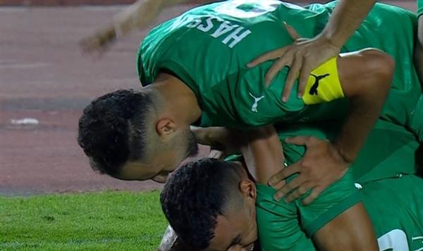 المصري يفوز على البنك الأهلي ويعود لصدارة الدوري