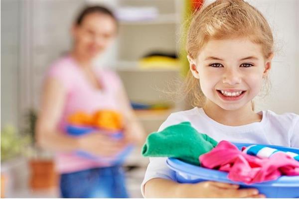كيف نعلّم الطفل المسؤولية من خلال الحفاظ على مقتنياته؟