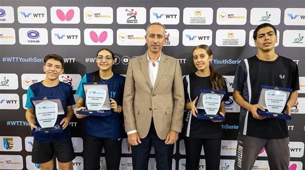 الفراعنة يسيطرون على ميداليات الزوجي المختلط ببطولة مصر الدولية لـ تنس الطاولة