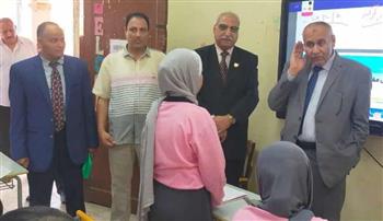   نائب وزير التعليم يتفقد عددا من مدارس بنها 