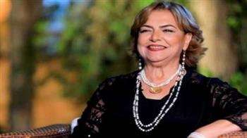   عزة لبيب: فن العرائس يمكن أن يجنب أطفالنا إدمان استخدام الهاتف المحمول