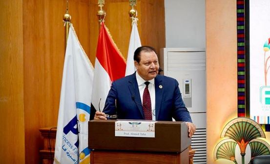 رئيس الرقابة الصحية يهنئ الرئيس السيسي والشعب المصري بذكرى انتصارات أكتوبر