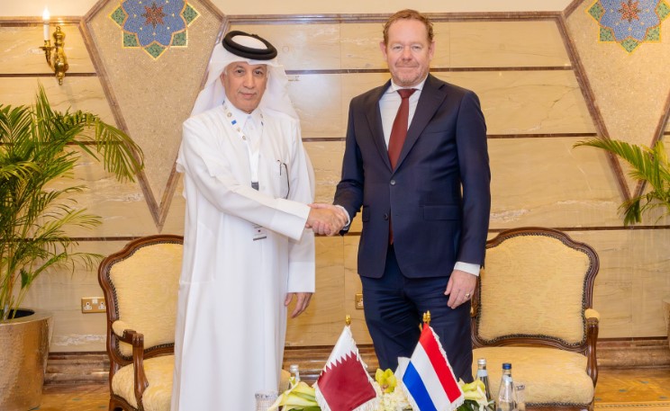 قطر وهولندا تبحثان سبل تعزيز علاقات التعاون المشترك