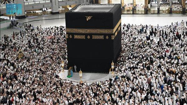 السعودية: جميع حاملي التأشيرات بمختلف أنواعها يمكنهم أداء العمرة