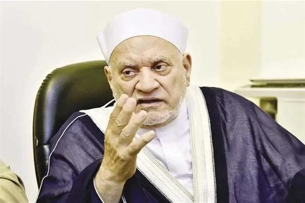 وزير الأوقاف ناعيا أحمد عمر هاشم : أفنى عمره في خدمة سنة النبي