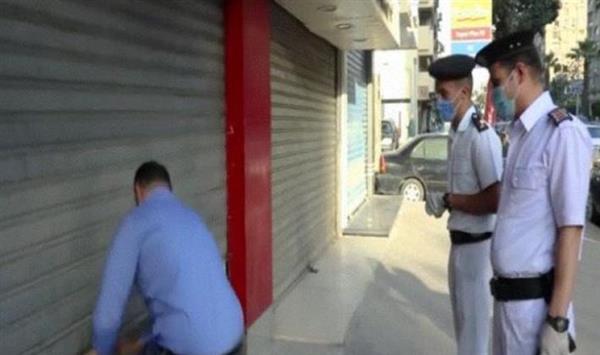 تحرير 108 مخالفات لمحال غير ملتزمة بقرار مجلس الوزراء بالغلق لترشيد الكهرباء