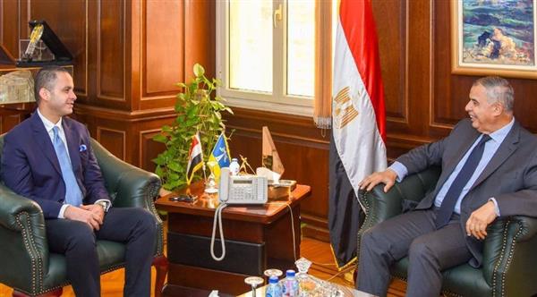 محافظ الإسكندرية يبحث مع نائب وزير الصحة سبل تطوير المنظومة الصحية