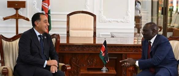 الرئيس الكيني يلتقي رئيس الوزراء لبحث مجالات التعاون المشترك
