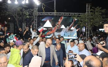   محافظ القليوبية يشارك المواطنين الاحتفال بافتتاح المتحف المصري الكبير