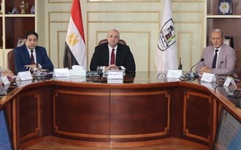 محافظ بني سويف يتابع انتظام التصويت في اليوم الأول لانتخابات النواب 2025