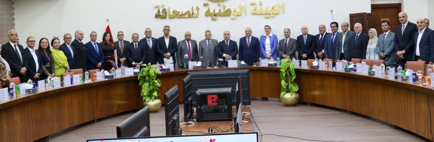 الفريق أسامة ربيع في ندوة بـ"الوطنية للصحافة": لا بديل لقناة السويس