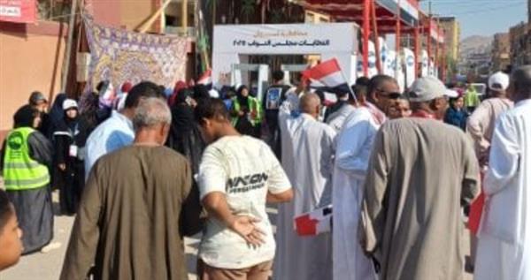 الوطنية للانتخابات: المتابعة لسير العمل باللجان مستمرة على مدار اليوم