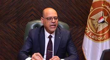   وزير العمل يتابع حادث انهيار سقف خرساني بالمحلة الكبرى