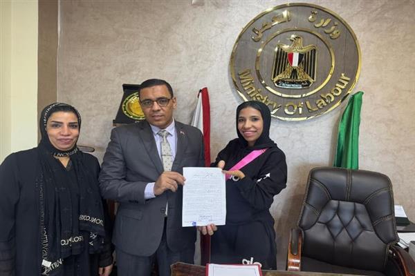 وزارة العمل يستجيب لفيديو فتاة من ذوي الاحتياجات الخاصة بالمنصورة ويوفر لها فرصة عمل