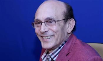 الرئيس السيسي يوجّه بمتابعة الحالة الصحية للفنان محمد صبحي