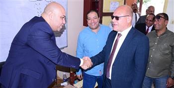   رئيس جامعة سوهاج يدلي بصوته في انتخابات النواب 2025