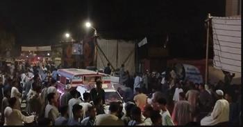 حشود كثيفة من الناخبين أمام لجان مركز إسنا في الساعات الأخيرة لليوم الثاني من الانتخابات