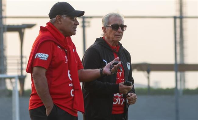 معسكر منتخب مصر الثاني يشهد استدعاءات جديدة قبل مواجهة الجزائر وديًا