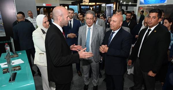 "كامل الوزير"يوافق على طلب شركة جريش لإقامة توسعات في مدينة الروبيكي والعاشر من رمضان