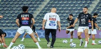 المنتخب الأول يؤدى تدريباته فى معسكره بالعين استعدادا لأوزبكستان