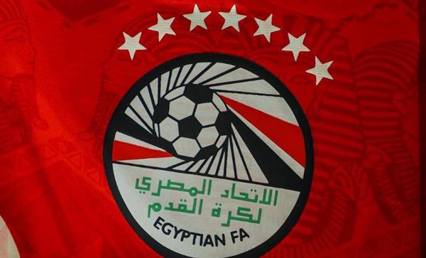 مصر بالأحمر أمام أوزبكستان على ملعب هزاع بن زايد