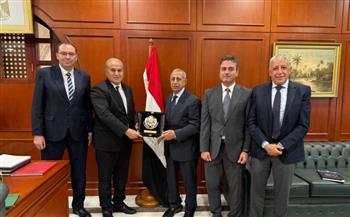   وفد الأكاديمية العربية يزور سفارة مصر في الرباط لبحث تعزيز التعاون في النقل البحري