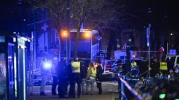 ضحايا ومصابون في حادث اصطدام حافلة بمحطة انتظار وسط "ستوكهولم"