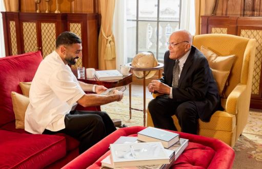 موعد إذاعة الحوار التاريخي بين مجدي يعقوب ومحمد صلاح.. القنوات الناقلة