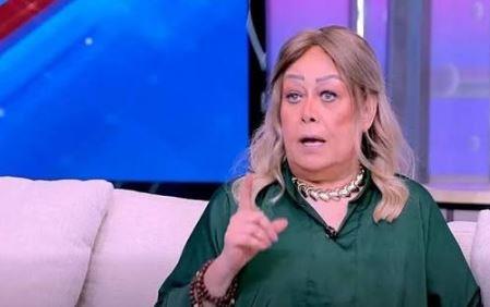 هالة فاخر: بختار أدواري بعناية عشان أولادي.. بس فيه دورين فلتوا