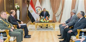   وزير الإنتاج الحربي يستقبل سفير بلغاريا بالقاهرة 