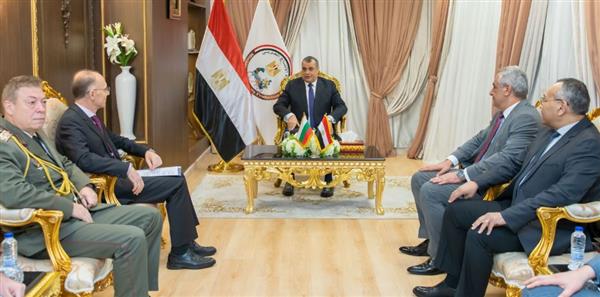 وزير الإنتاج الحربي يستقبل سفير بلغاريا بالقاهرة