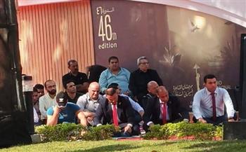   محمود سعد يتصدر أول الحضور بندوة تكريم خالد النبوي بمهرجان القاهرة السينمائي