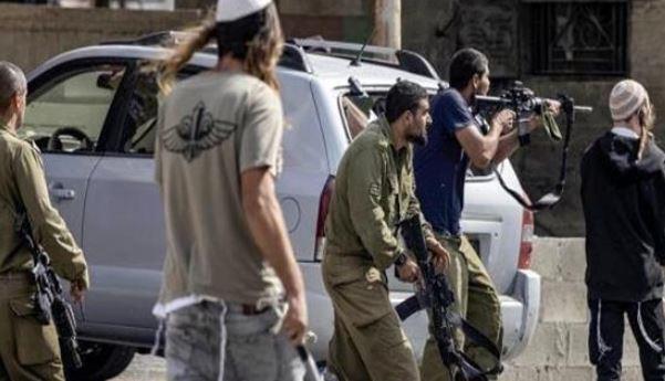 مستوطنون يقتحمون بلدات في الضفة الغربية ويحطمون مركبات الفلسطينيين