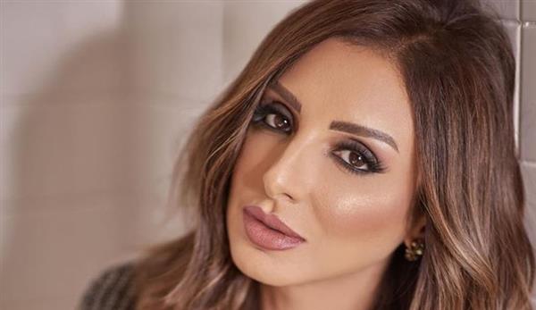 أنغام تحيي حفلا ناجحا بالشارقة وتكشف عن تأثير مرضها على حياتها