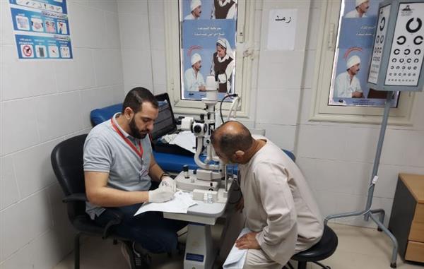 جامعة المنصورة تواصل دعم المناطق الحدودية بقافلة "جسور الخير 23" بشلاتين