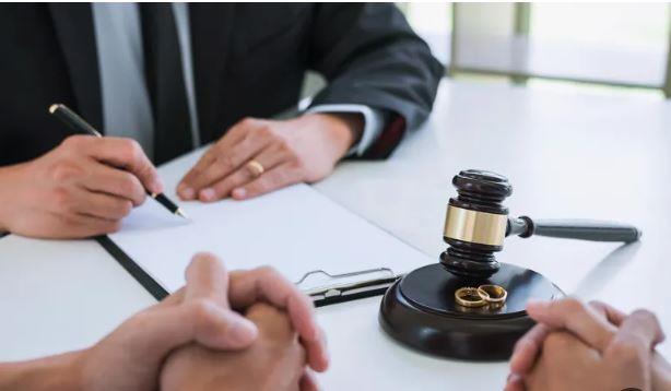 هل يحق للزوج المخلوع إبراء ذمته من المنقولات؟