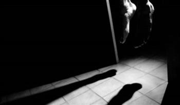   ترزي ينهي حياته شنقا في حلوان