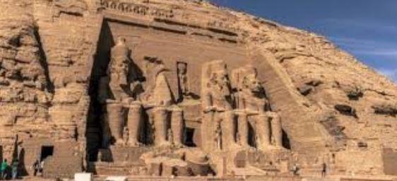 ملوك صغار غيروا وجه التاريخ… كيف صنع شباب مصر القديمة مجد الحضارة؟