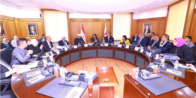 وزيرة التضامن الاجتماعي تترأس اجتماع مجلس إدارة بنك ناصر الاجتماعي