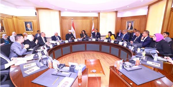 وزيرة التضامن الاجتماعي تترأس اجتماع مجلس إدارة بنك ناصر الاجتماعي