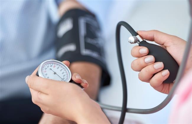 نصائح مهمة لمرضى الضغط المرتفع خلال فصل الخريف