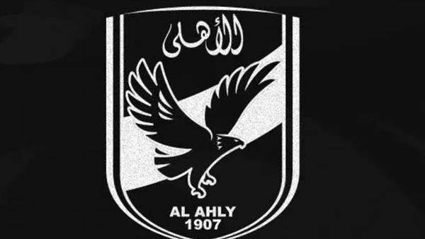 الأهلي يتقدم بخالص التعازي لـ محمد شبانة في وفاة شقيقه