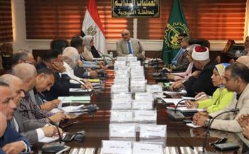   محافظ القليوبية يعقد اجتماعًا موسعًا لرفع درجة الاستعداد القصوى لانتخابات مجلس النواب 2025