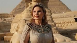   يسرا عن افتتاح المتحف المصري الكبير: فخورة بمصريتي
